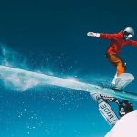 Figure de snow dans le snowpark des 2 Alpes